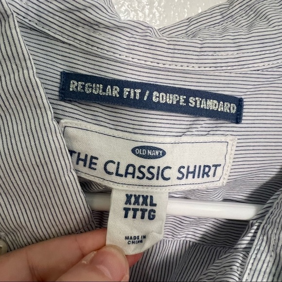 Old Navy The Classic Button Down Shirt White Stripes - Picture 8 of 9